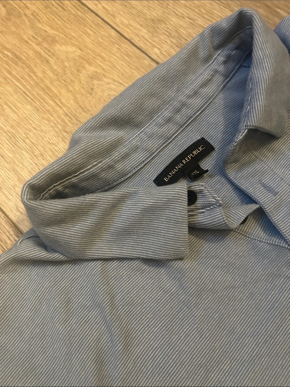 Banana Republic Men's Light Blue Polo Shirt